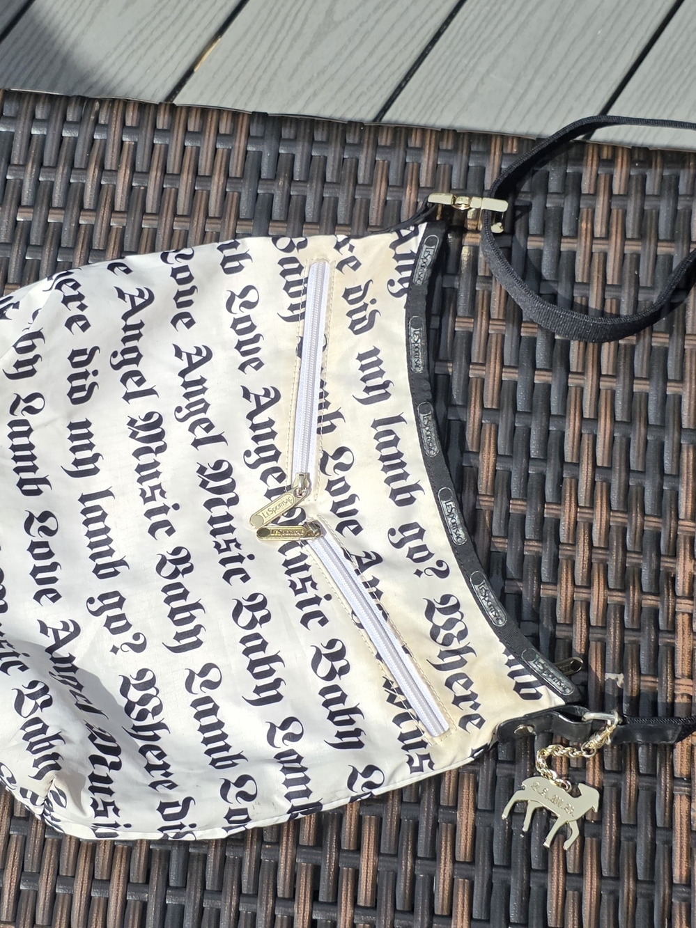 🤍 L.A.M.B. x LeSportsac White Square Tour Crossbody Concert Bag 🤍
